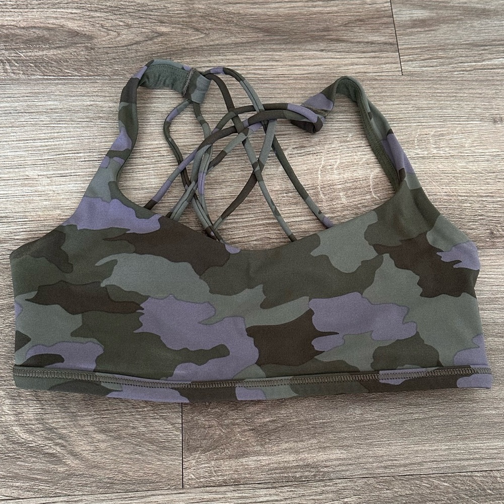 Lululemon free to be wild bra